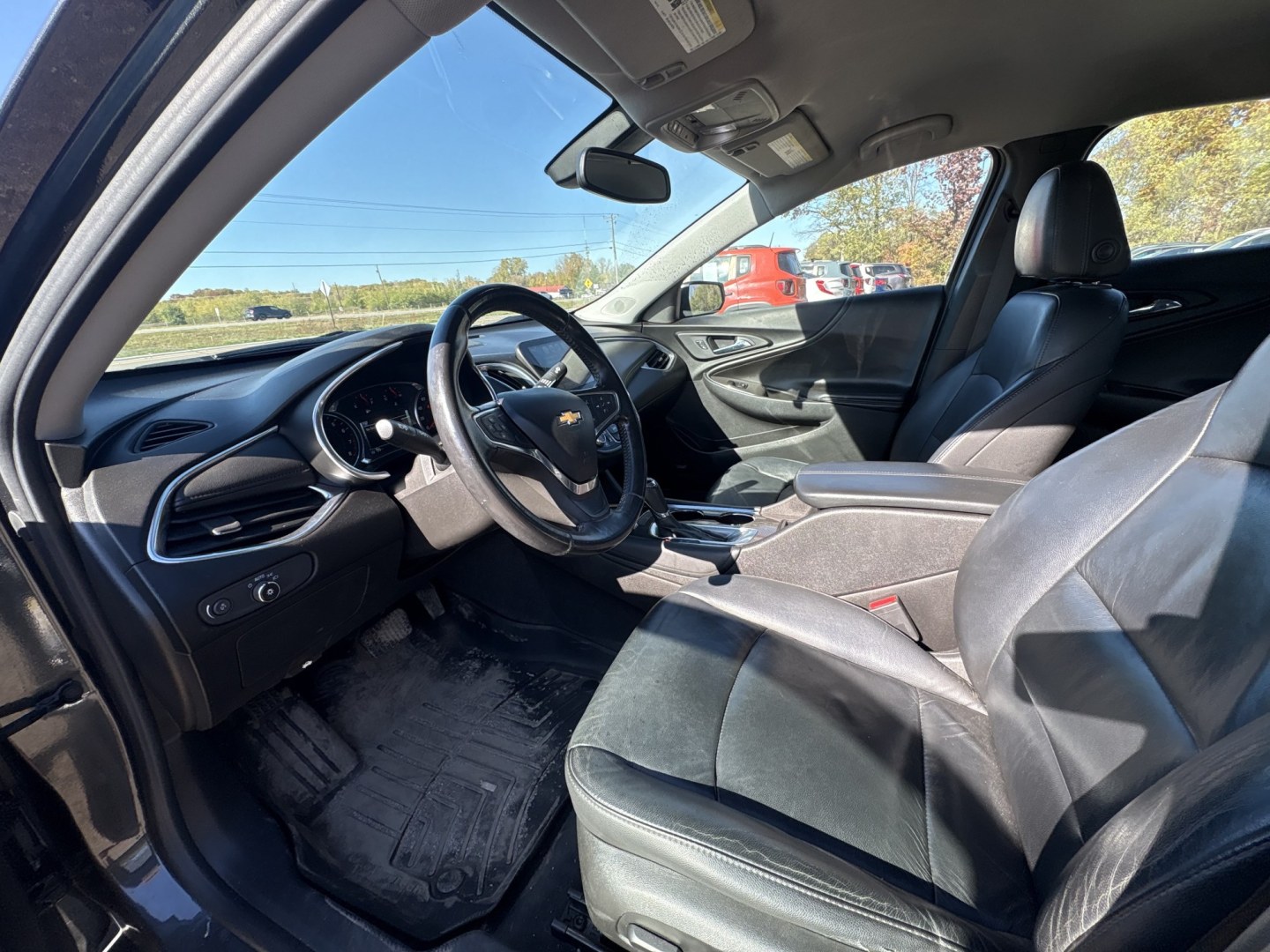 2016 Chevrolet Malibu 1LT (1G1ZE5ST1GF) with an 1.5L L4 DOHC 16V engine, 6A transmission, located at 17255 hwy 65 NE, Ham Lake, MN, 55304, 0.000000, 0.000000- Photo#9