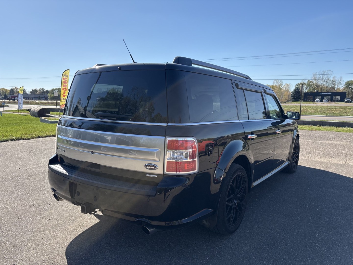 2014 Ford Flex Limited AWD w/EcoBoost (2FMHK6DT2EB) with an 3.5L V6 DOHC 24V engine, 6-Speed Automatic Overdrive transmission, located at 17255 hwy 65 NE, Ham Lake, MN, 55304, 0.000000, 0.000000- Photo#4