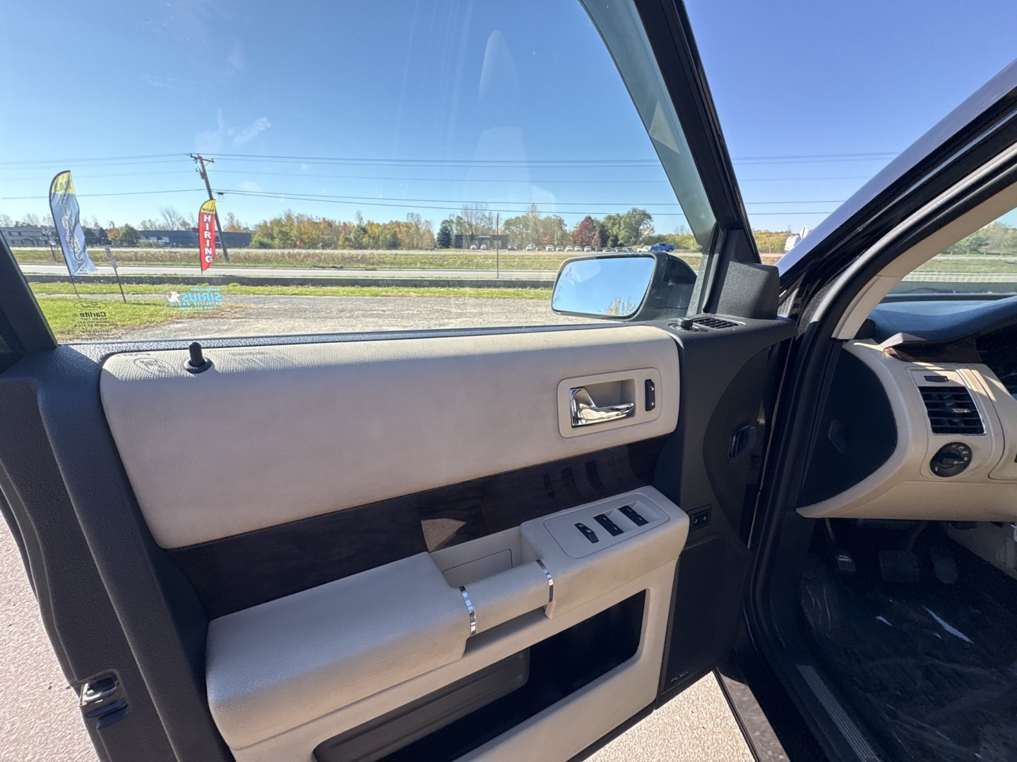 2014 Ford Flex Limited AWD w/EcoBoost (2FMHK6DT2EB) with an 3.5L V6 DOHC 24V engine, 6-Speed Automatic Overdrive transmission, located at 17255 hwy 65 NE, Ham Lake, MN, 55304, 0.000000, 0.000000- Photo#8