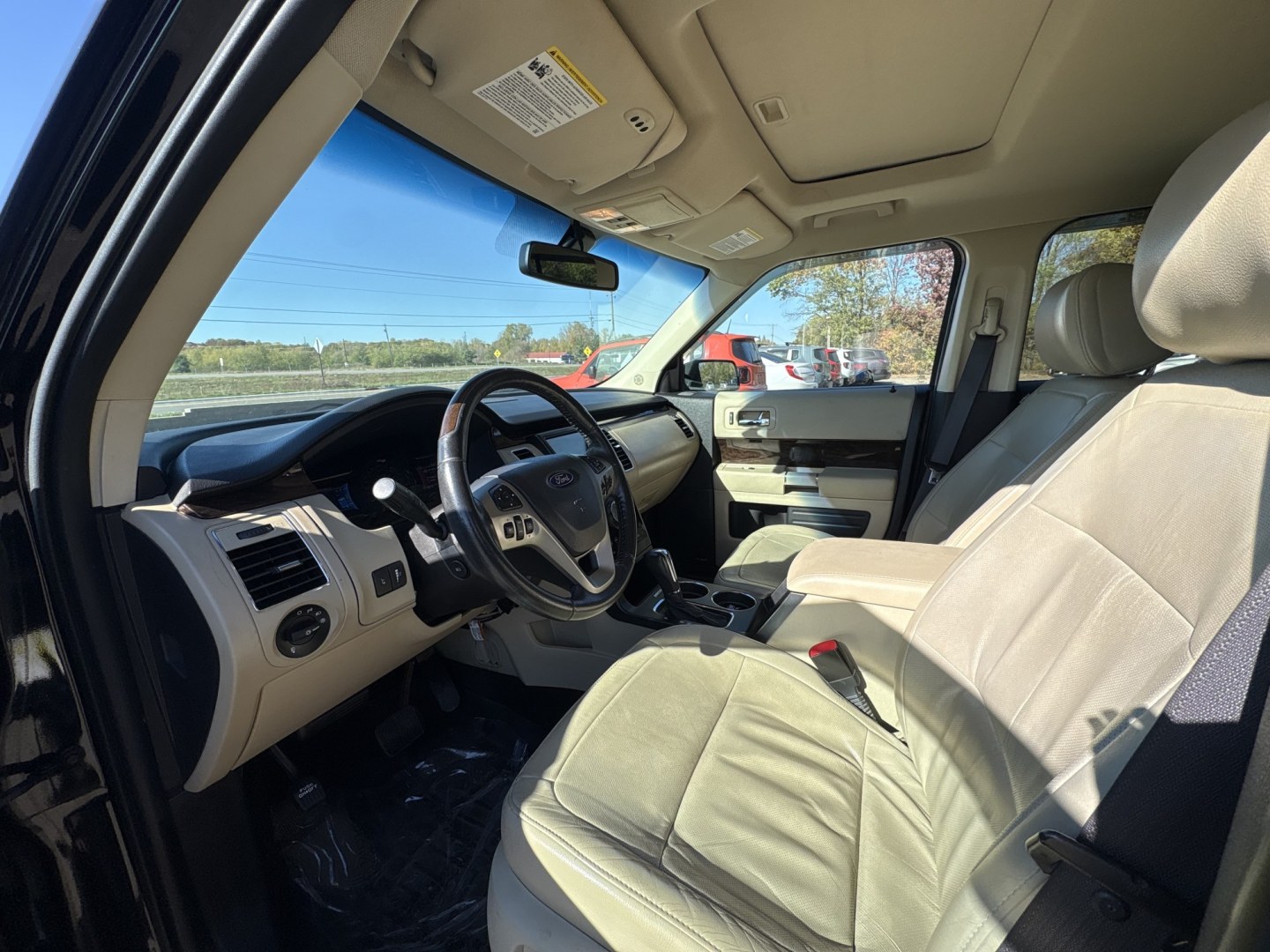 2014 Ford Flex Limited AWD w/EcoBoost (2FMHK6DT2EB) with an 3.5L V6 DOHC 24V engine, 6-Speed Automatic Overdrive transmission, located at 17255 hwy 65 NE, Ham Lake, MN, 55304, 0.000000, 0.000000- Photo#9