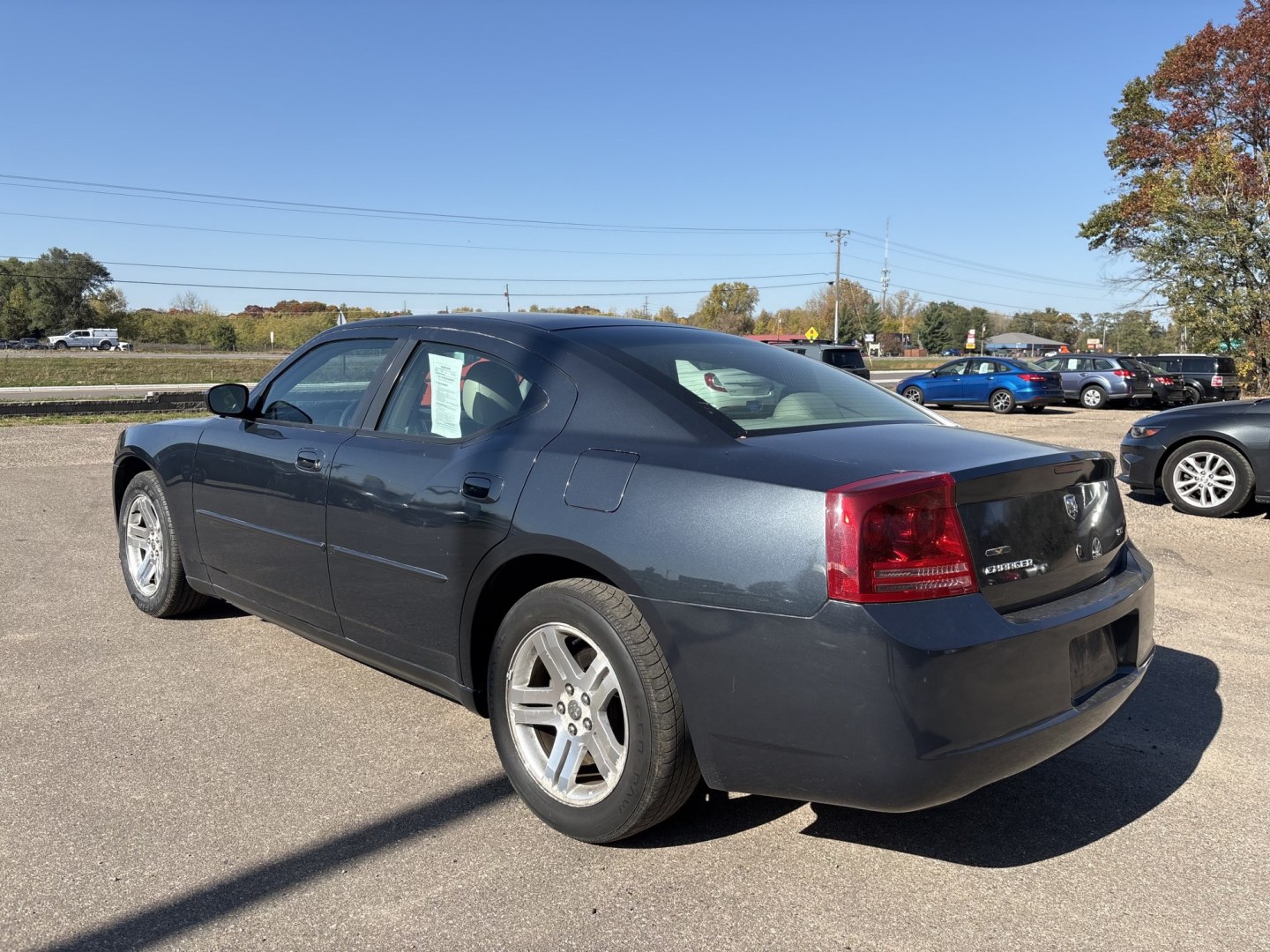 2007 Dodge Charger SE (2B3KA43G27H) with an 3.5L V6 SOHC 24V engine, 5A OD transmission, located at 17255 hwy 65 NE, Ham Lake, MN, 55304, 0.000000, 0.000000- Photo#2