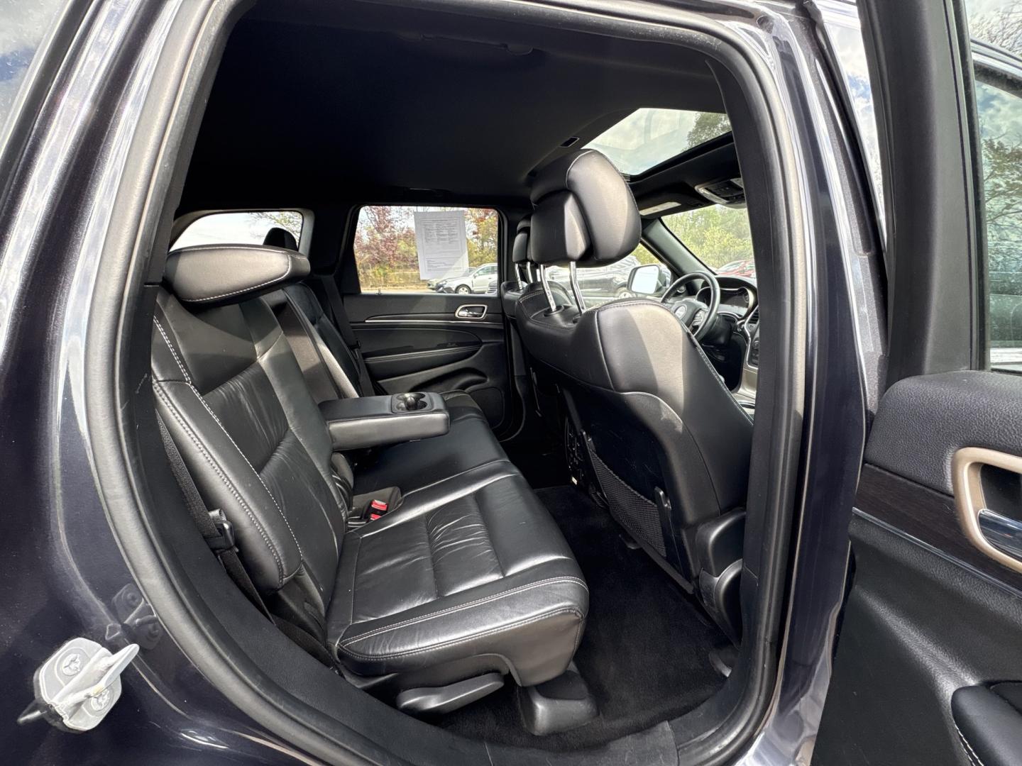 2014 Jeep Grand Cherokee Limited 4WD (1C4RJFBG4EC) with an 3.6L V6 DOHC 24V engine, 5-Speed Automatic transmission, located at 17255 hwy 65 NE, Ham Lake, MN, 55304, 0.000000, 0.000000- Photo#13