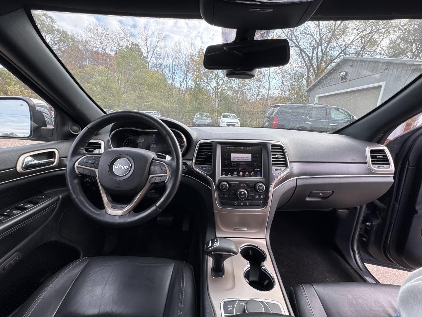 2014 Jeep Grand Cherokee Limited 4WD (1C4RJFBG4EC) with an 3.6L V6 DOHC 24V engine, 5-Speed Automatic transmission, located at 17255 hwy 65 NE, Ham Lake, MN, 55304, 0.000000, 0.000000- Photo#17