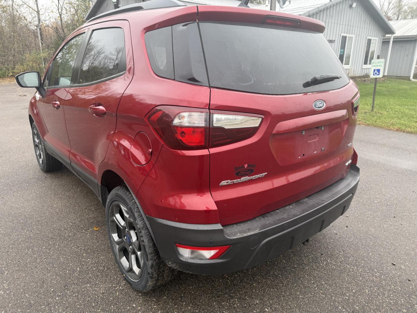 2018 Ford EcoSport SES AWD (MAJ6P1CL2JC) with an 2.0L L4 DOHC 16V engine, 6A transmission, located at 17255 hwy 65 NE, Ham Lake, MN, 55304, 0.000000, 0.000000- Photo#2