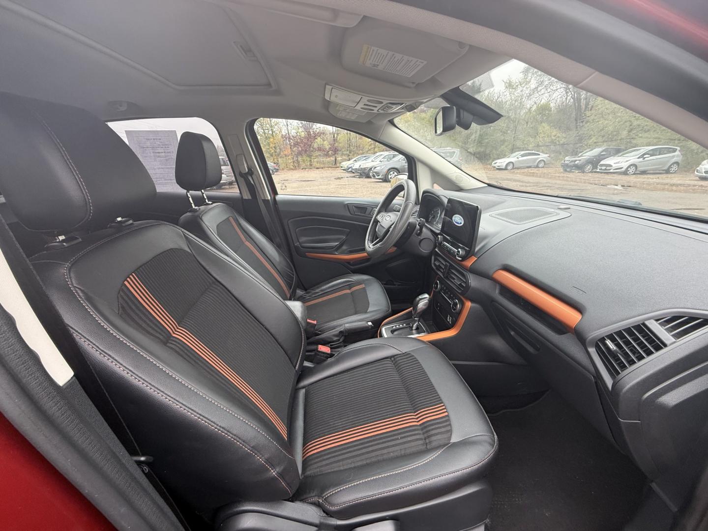 2018 Ford EcoSport SES AWD (MAJ6P1CL2JC) with an 2.0L L4 DOHC 16V engine, 6A transmission, located at 17255 hwy 65 NE, Ham Lake, MN, 55304, 0.000000, 0.000000- Photo#15