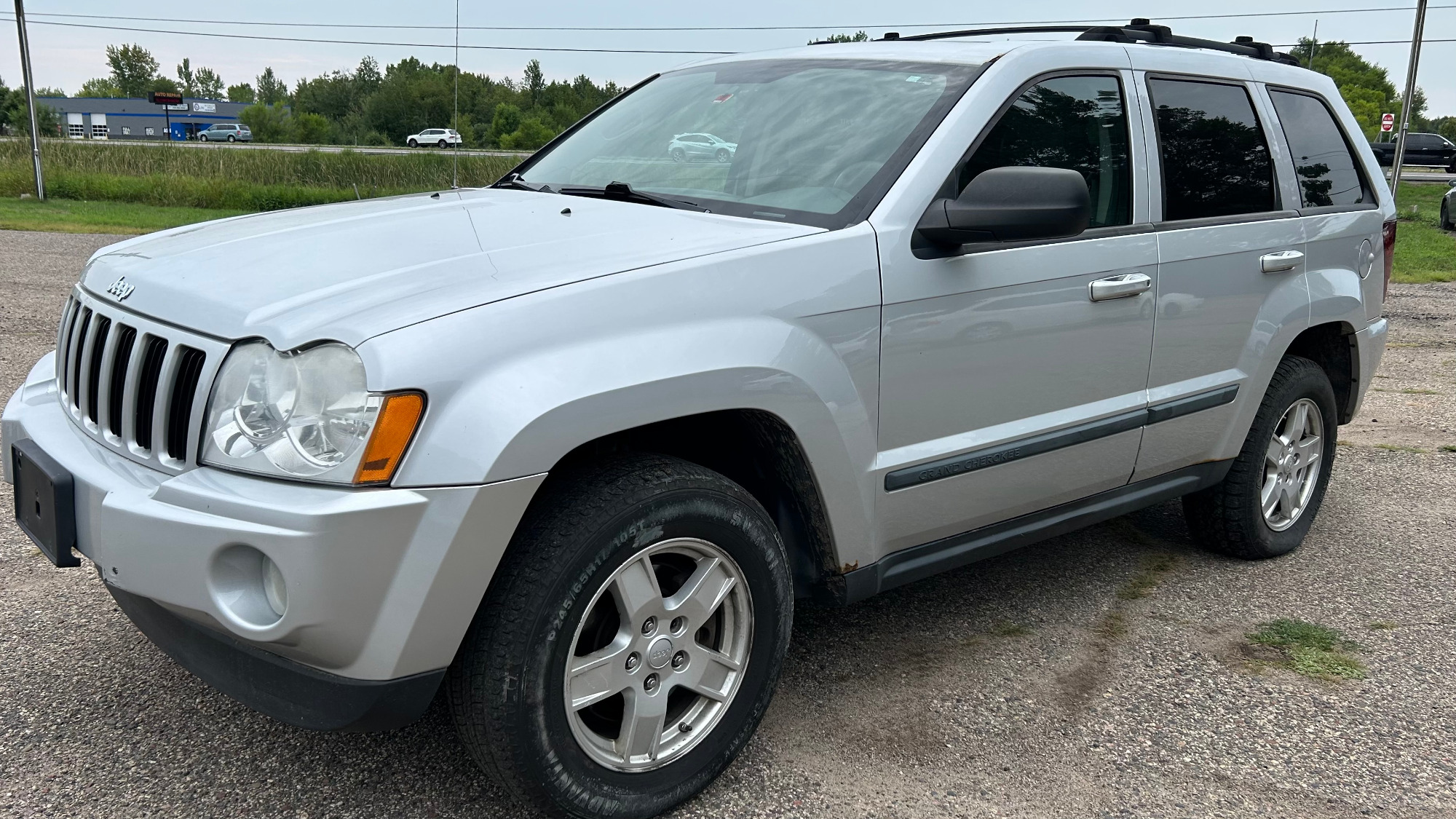 photo of 2007 JEEP GRAND CHEROKEE 4DR