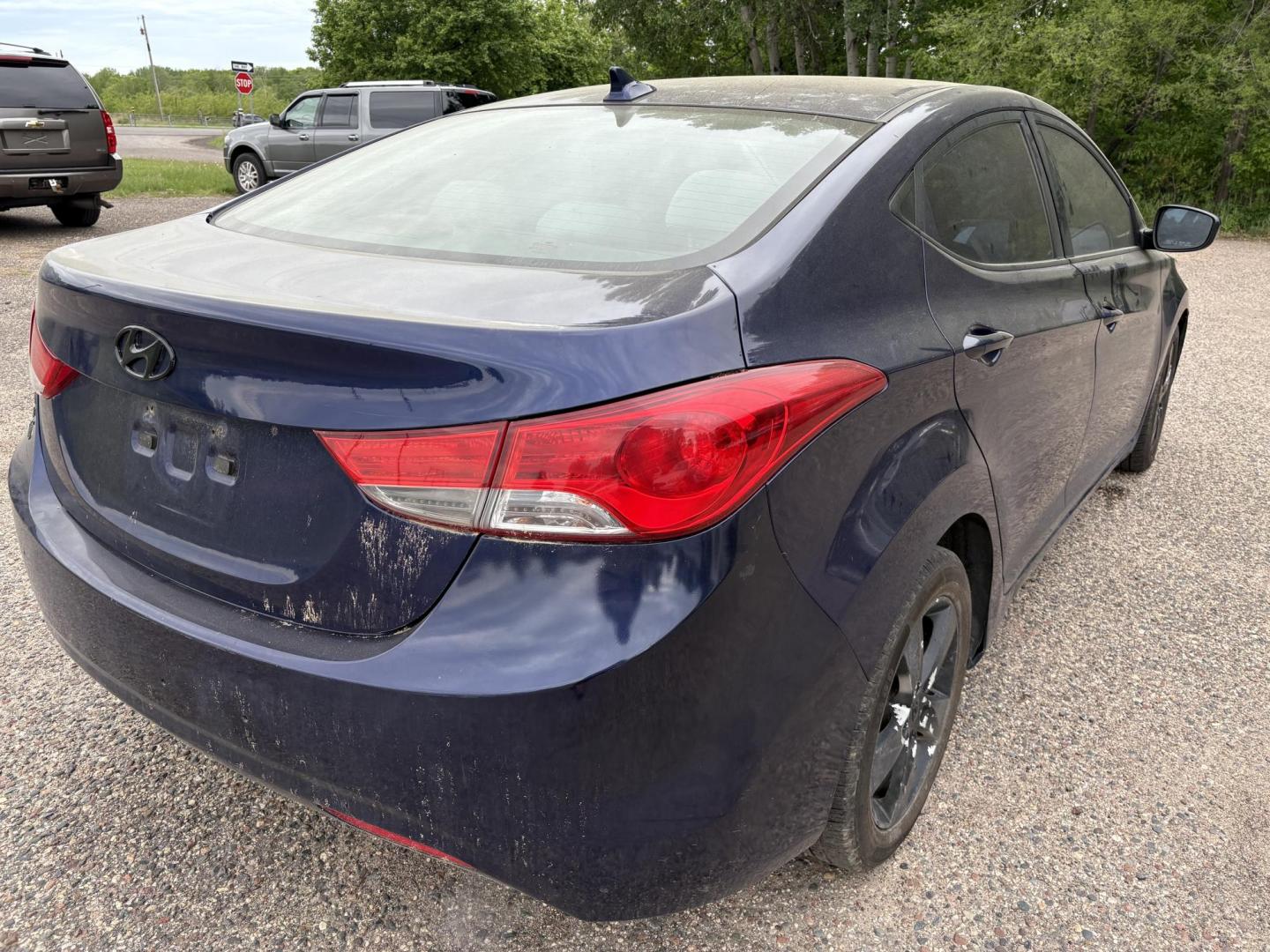 2011 Blue Hyundai Elantra GLS A/T (5NPDH4AE9BH) with an 1.8L L4 DOHC 16V engine, 6-Speed Automatic transmission, located at 17255 hwy 65 NE, Ham Lake, MN, 55304, 0.000000, 0.000000 - Photo#4