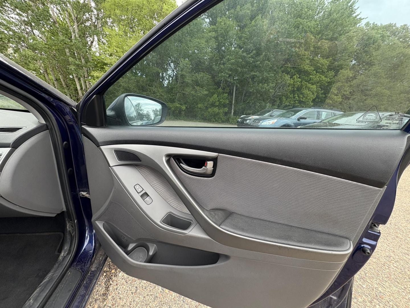 2011 Blue Hyundai Elantra GLS A/T (5NPDH4AE9BH) with an 1.8L L4 DOHC 16V engine, 6-Speed Automatic transmission, located at 17255 hwy 65 NE, Ham Lake, MN, 55304, 0.000000, 0.000000 - Photo#14