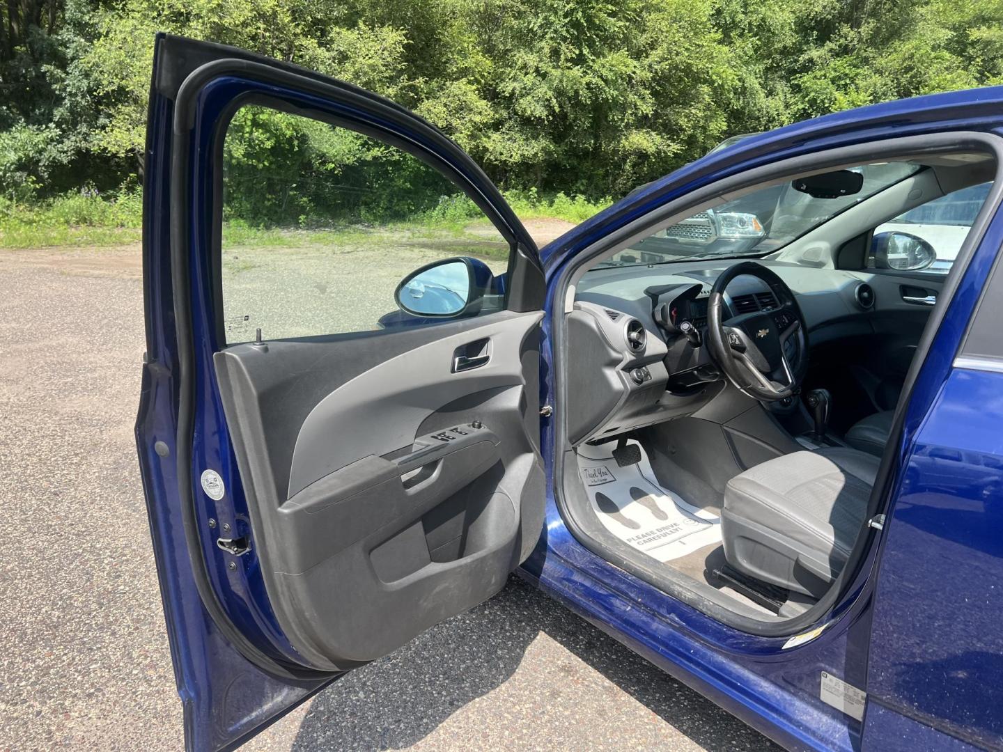 2013 Blue Chevrolet Sonic LTZ Auto 5-Door (1G1JE6SH9D4) with an 1.8L L4 DOHC 24V FFV engine, 6-Speed Automatic transmission, located at 17255 hwy 65 NE, Ham Lake, MN, 55304, 0.000000, 0.000000 - Photo#8