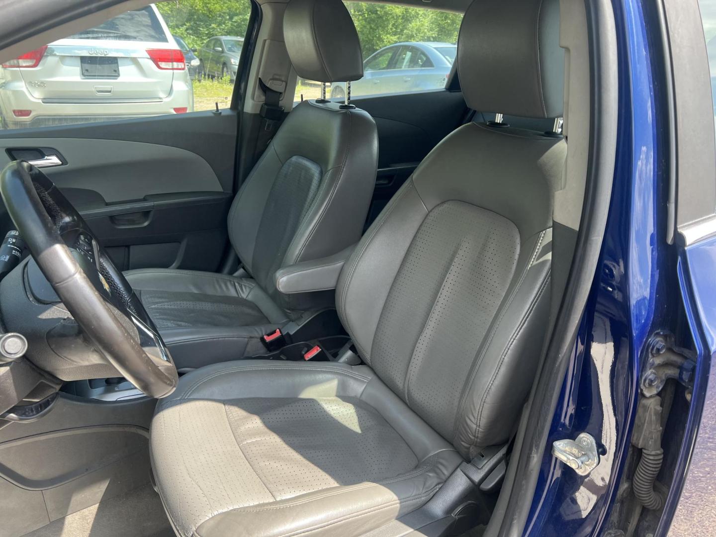 2013 Blue Chevrolet Sonic LTZ Auto 5-Door (1G1JE6SH9D4) with an 1.8L L4 DOHC 24V FFV engine, 6-Speed Automatic transmission, located at 17255 hwy 65 NE, Ham Lake, MN, 55304, 0.000000, 0.000000 - Photo#9