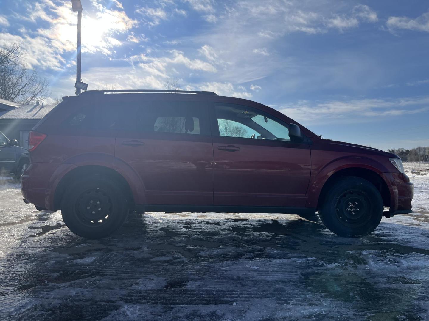 2011 Maroon Dodge Journey Express (3D4PG4FB5BT) with an 2.4L L4 DOHC 16V engine, 4-Speed Automatic transmission, located at 17255 hwy 65 NE, Ham Lake, MN, 55304, 0.000000, 0.000000 - Photo#5