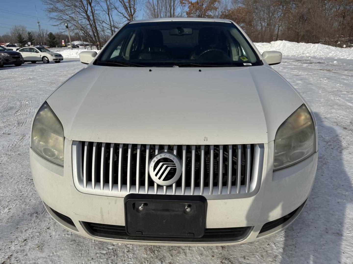 2009 White Mercury Milan V6 Premier (3MEHM08139R) with an 3.0L V6 DOHC 24V engine, 6-Speed Automatic transmission, located at 17255 hwy 65 NE, Ham Lake, MN, 55304, 0.000000, 0.000000 - Photo#7
