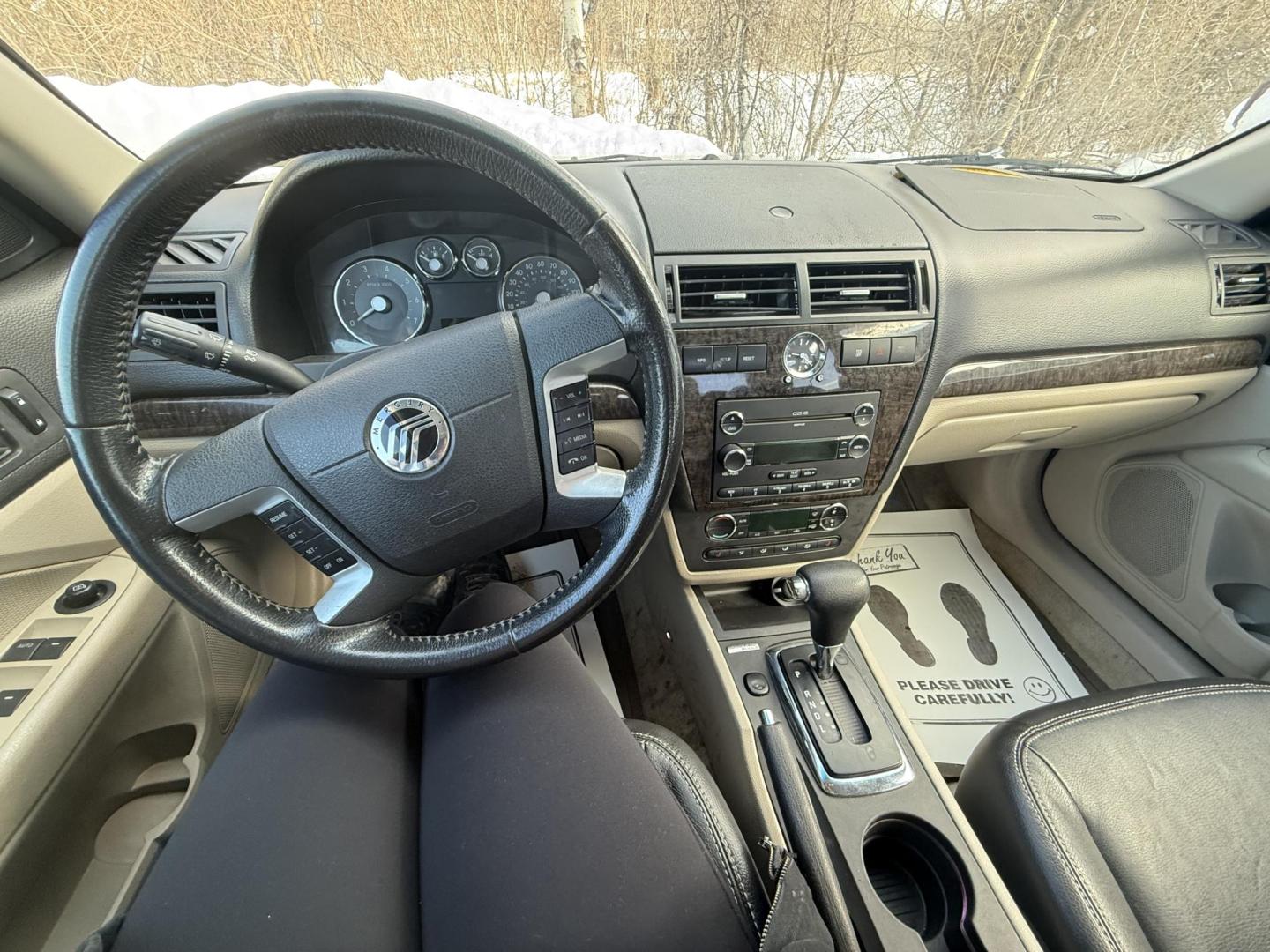 2009 White Mercury Milan V6 Premier (3MEHM08139R) with an 3.0L V6 DOHC 24V engine, 6-Speed Automatic transmission, located at 17255 hwy 65 NE, Ham Lake, MN, 55304, 0.000000, 0.000000 - Photo#16